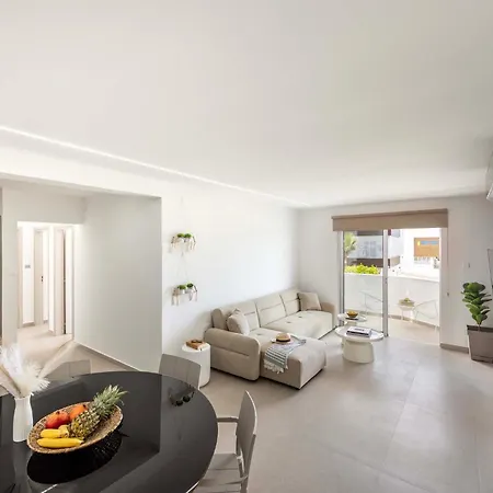 Ivory Napa Apartman Ajía Nápa