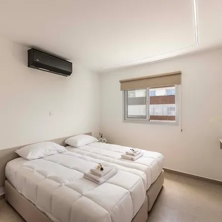 Ivory Napa Ajía Nápa