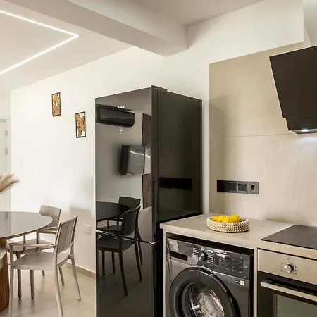 Ivory Napa Apartman